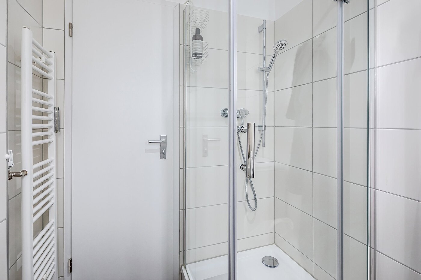 Appartement avec 1 pièce | München-Neuhausen | 2010ML6 | ...mit Vollglasdusche