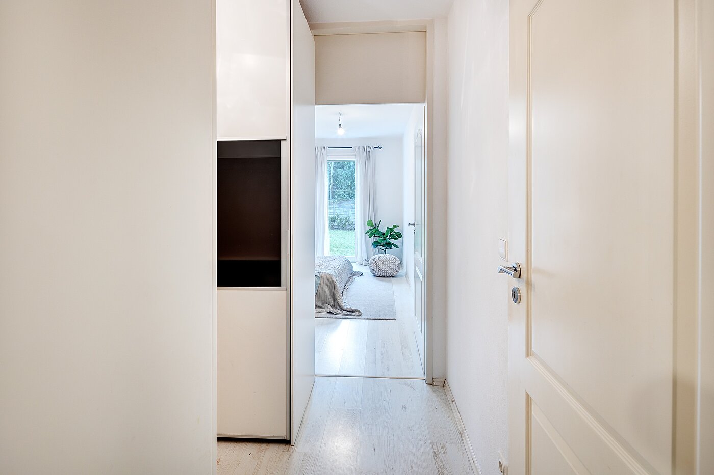 Appartement au rez-de-chaussée avec 2.5 pièces | München-Harlaching | 70018 | Kleiner Flur mit...