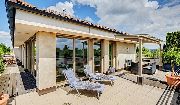 Penthouse avec 3.5 pièces | München-Oberföhring | 70237 | Großzügige Dachterrasse...