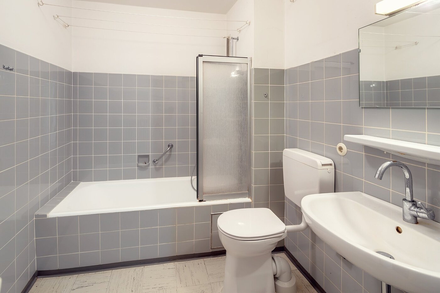 Appartement avec 4 pièces | München-Hadern | 2003ML2 | Bad mit Badewanne