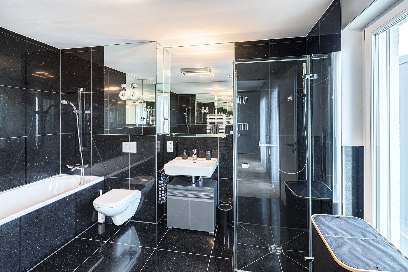 Penthouse avec 3 pièces | München-Riem | 70468 | Ensuite-Bad mit Dusche...
