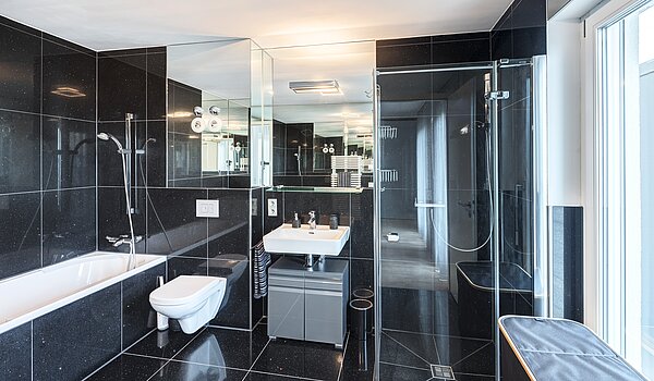 Penthouse avec 3 pièces | München-Riem | 70468 | Ensuite-Bad mit Dusche...
