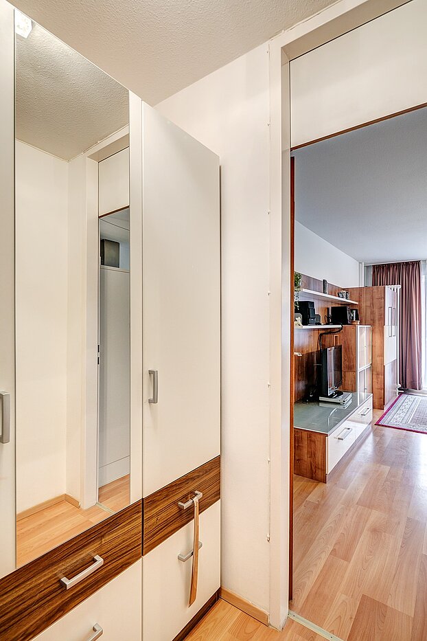 Appartement avec 1 pièce | München-Berg am Laim | 2207ML6 | ...mit Garderobenschrank