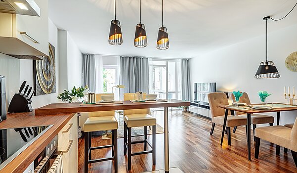 Appartement avec 2 pièces | München-Schwabing | 70434 | ...und Frühstückstheke...