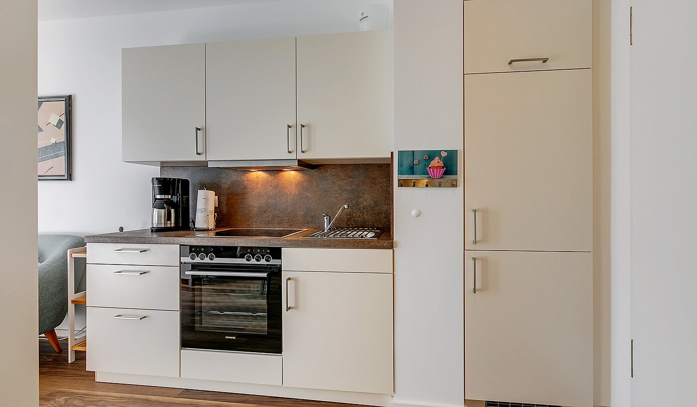 Appartement au rez-de-chaussée avec 1 pièce | München-Milbertshofen | 2202ML8 | Integrierte Küchenzeile