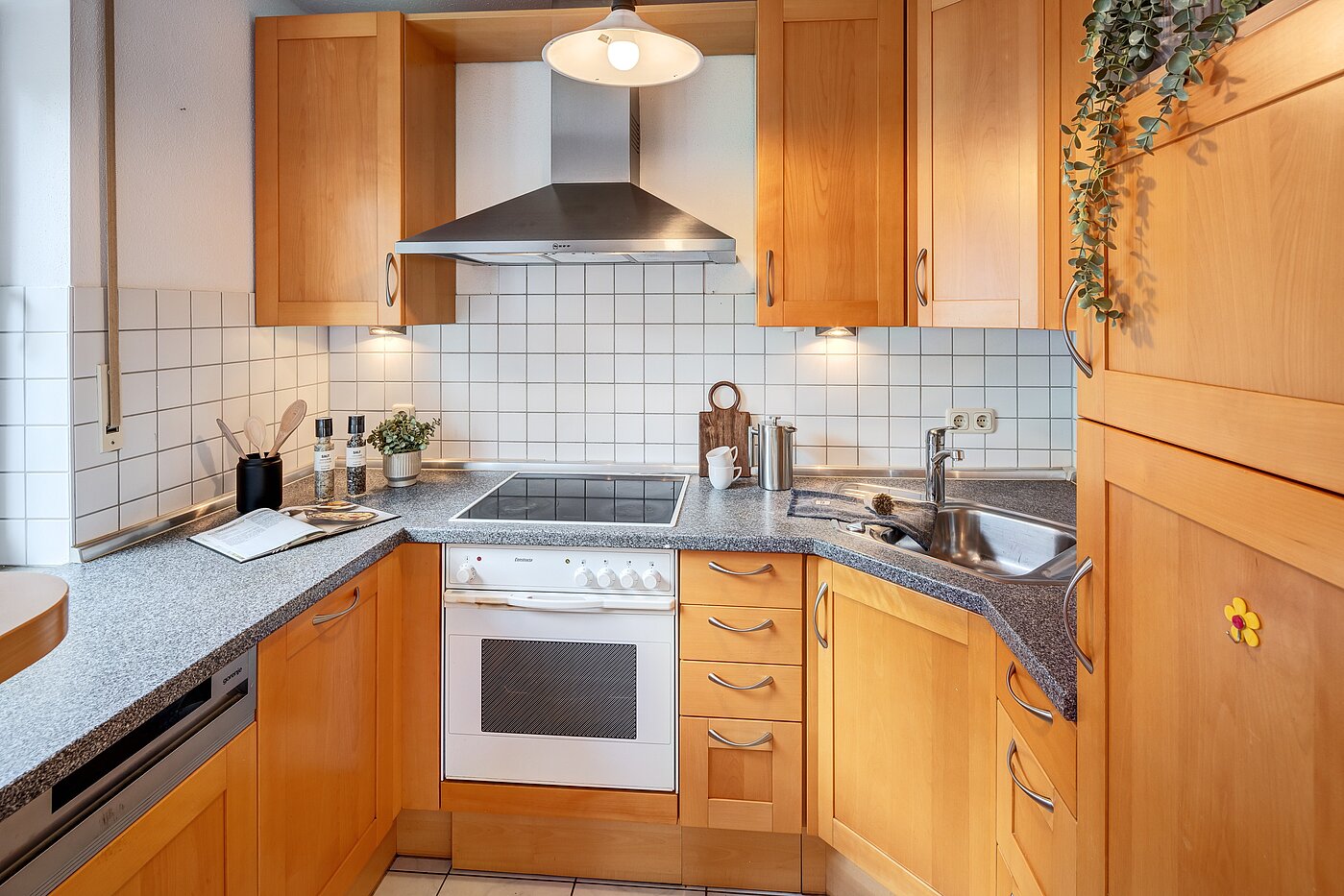 Appartement en duplex avec 3.5 pièces | München-Trudering | 70238 | Küche voll ausgestattet...