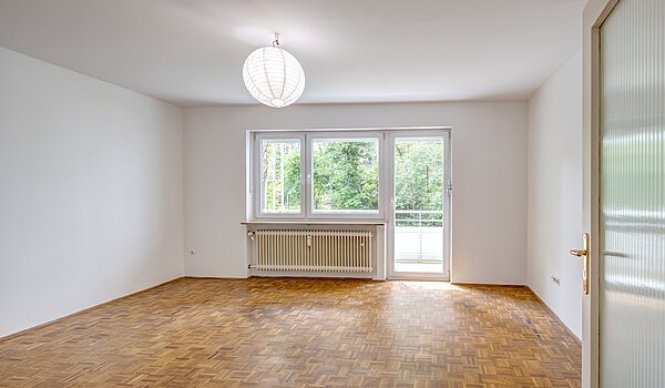Rez-de-chaussée surélevé avec 2.5 pièces | München-Schwabing | 70441 | Helles Wohnzimmer