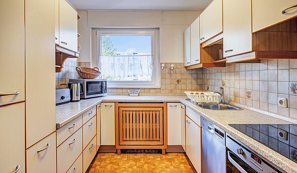 Appartement avec 2.5 pièces | München-Hadern | 70393 | Küche mit Fenster...