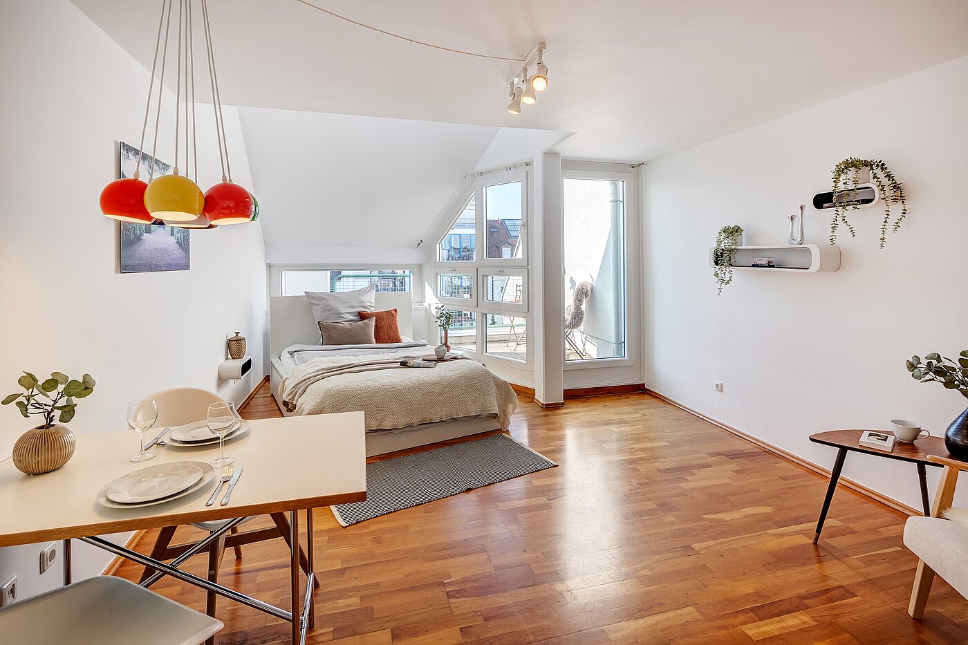 Appartement avec 1 pièce | München-Maxvorstadt | 70165 | Gemütlicher Wohn-/Essbereich