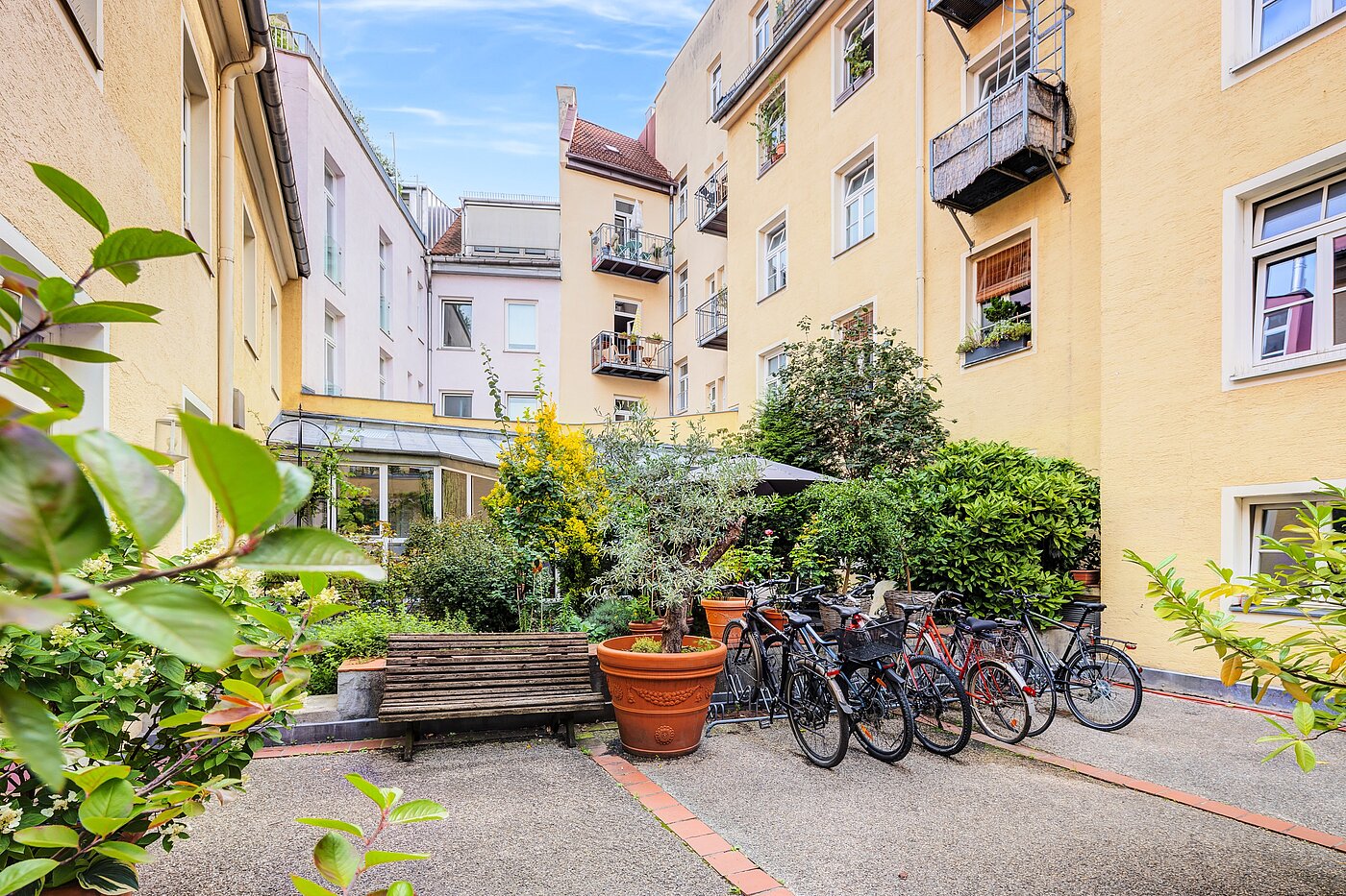 Appartement au rez-de-chaussée avec 1 pièce | München-Haidhausen | 70228 | ...Gartenidyll