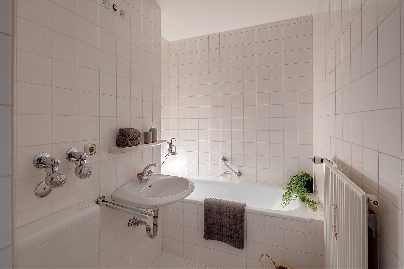 Appartement avec 2 pièces | 2002ML7 | ...Bad mit Badewanne