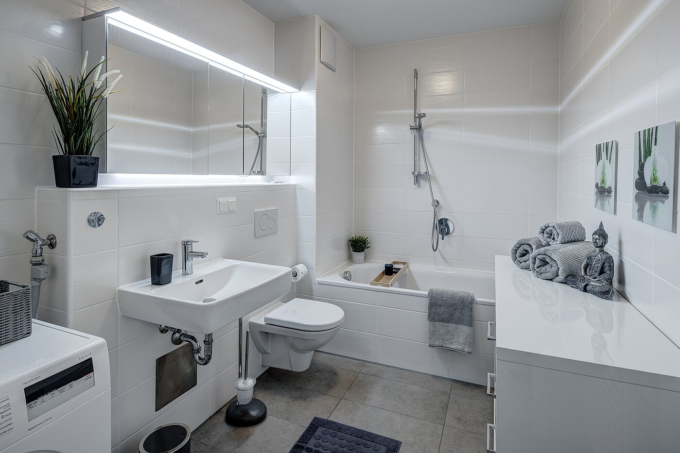 Appartement avec 3 pièces | 70483 | Masterbad mit Wann
