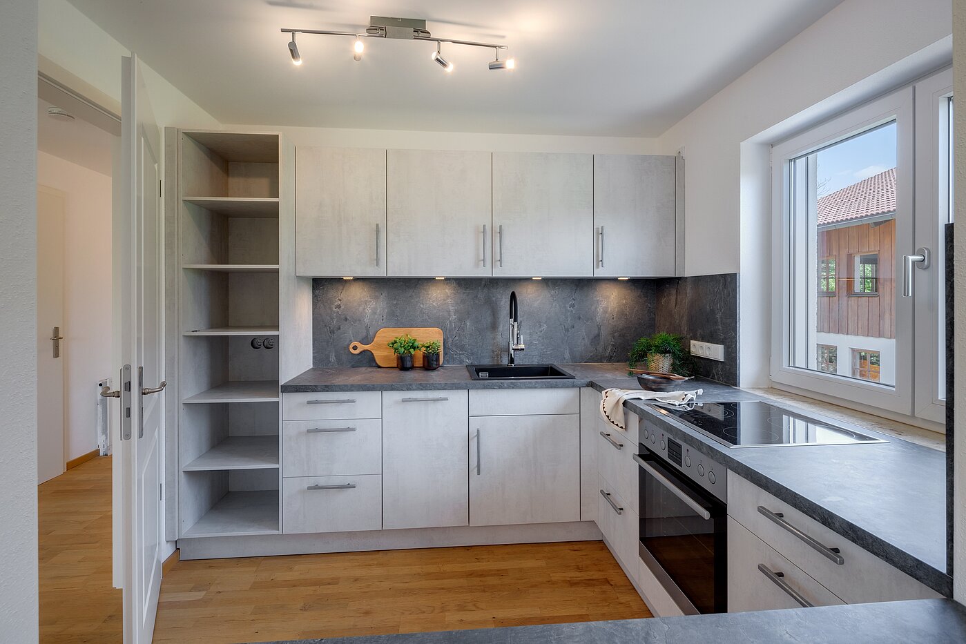 Propriété particulière avec 9 pièces | 70406 | Küche Obergeschoss