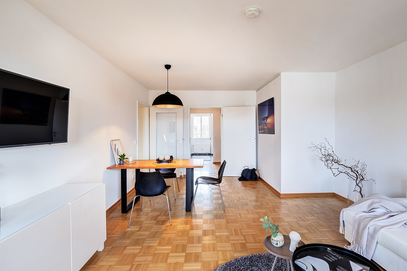 Appartement avec 3 pièces | München-Schwabing | 70299 | Wohn- und Essbereich