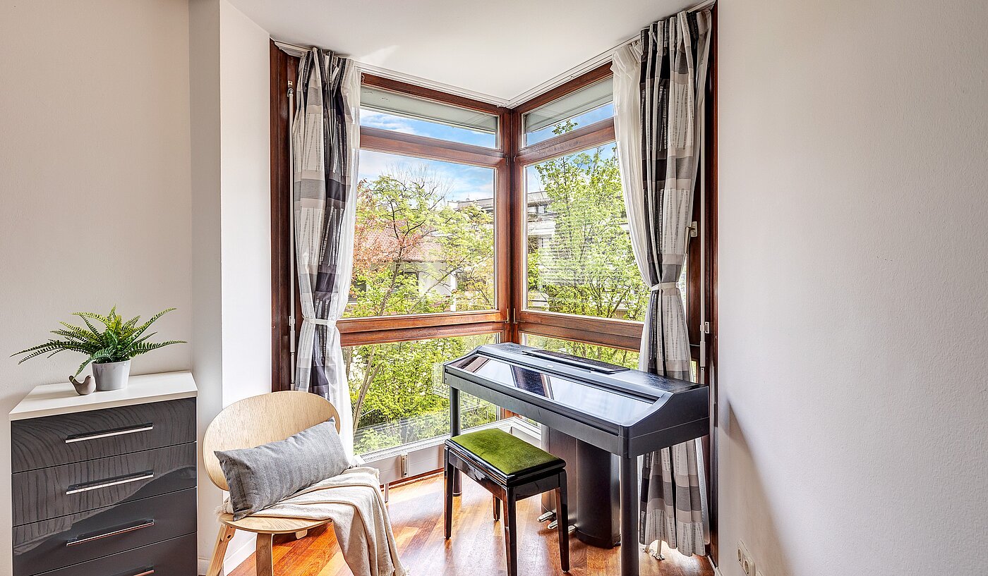 Appartement avec 3 pièces | München-Schwabing | 2202ML12 | Viel Licht strömt ein