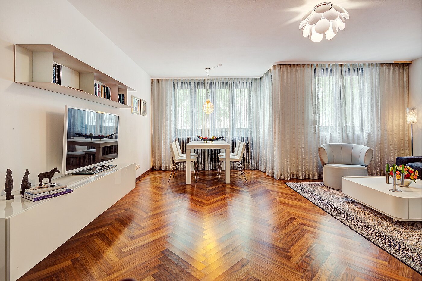 Appartement avec 1 pièce | München-Schwabing | 2207ML10 | Wohnen und...