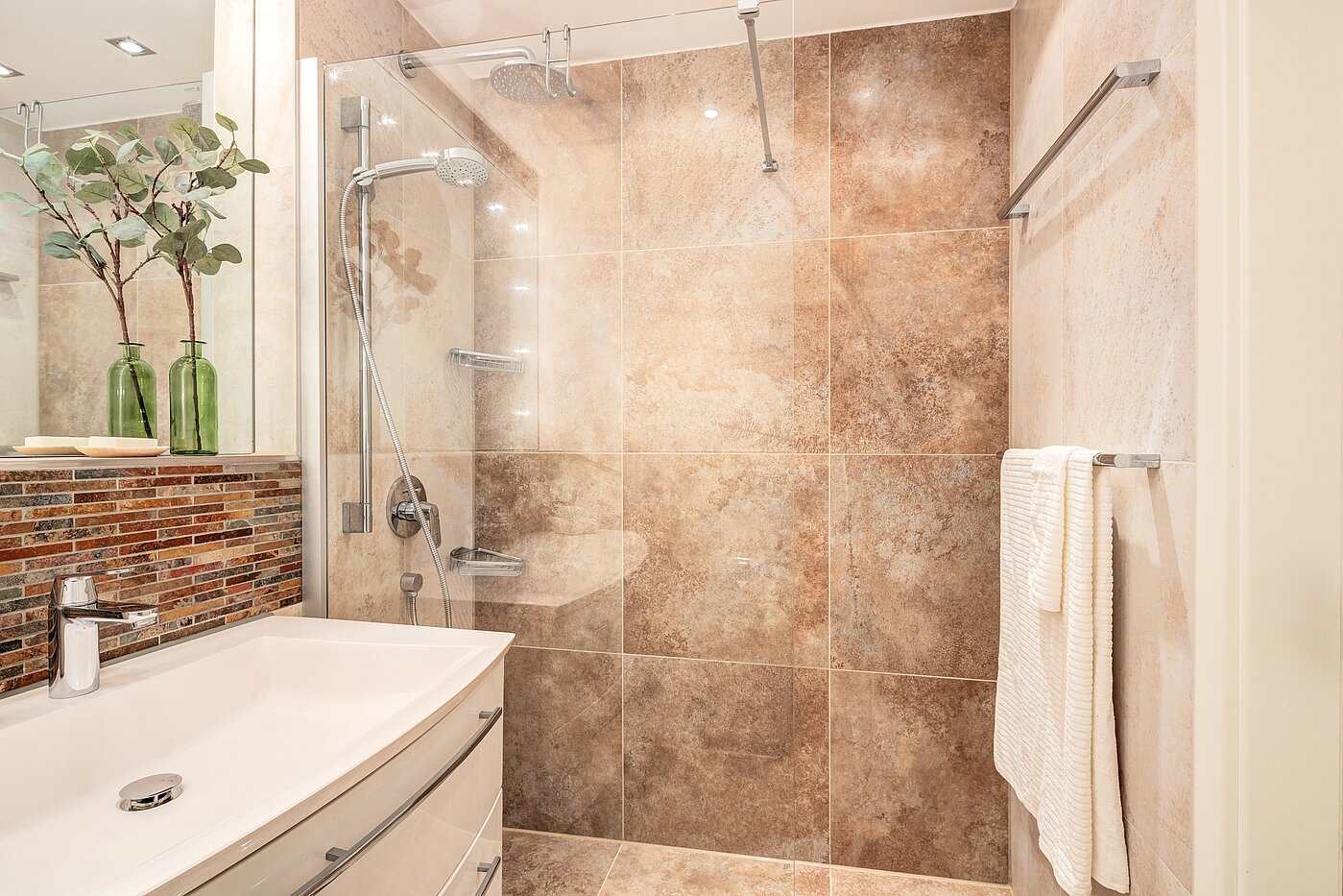 Appartement avec 3 pièces | München-Maxvorstadt | 70133 | ...großer Dusche