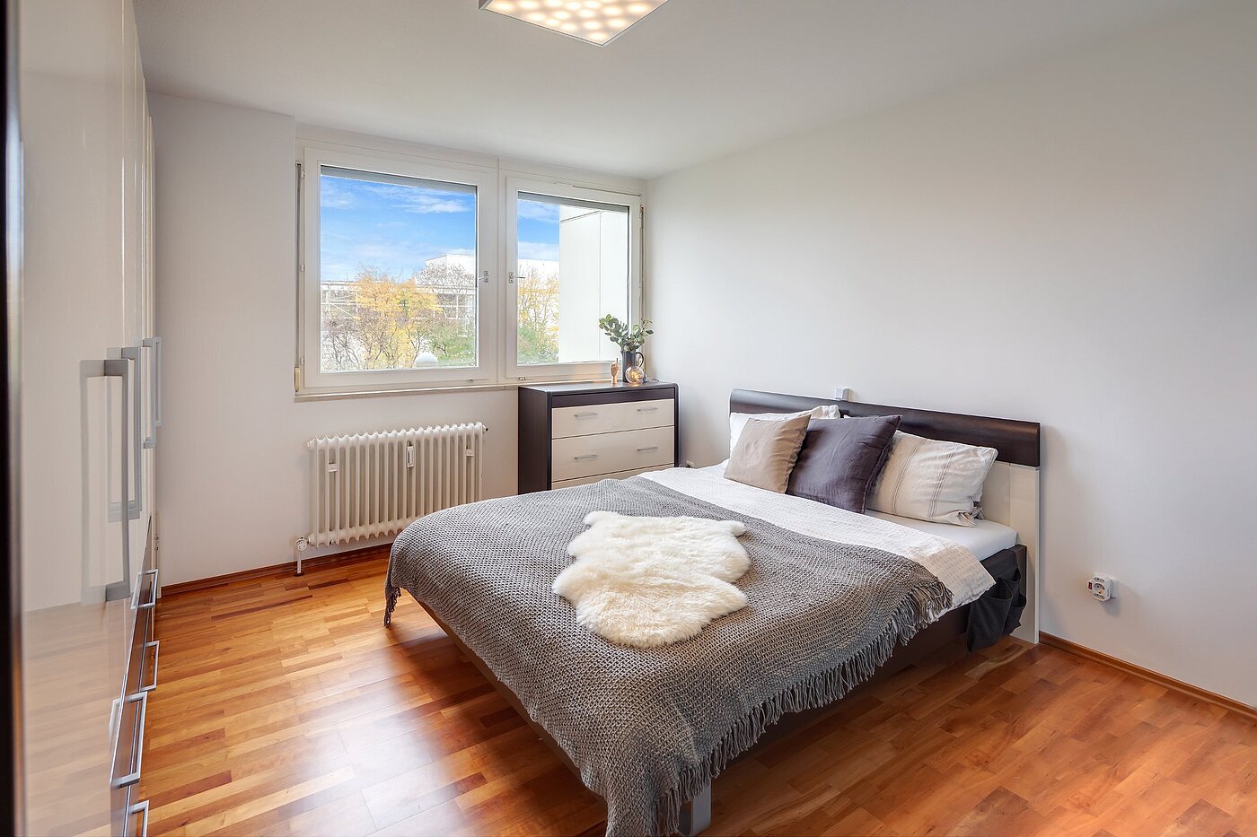 Appartement avec 3 pièces | München-Perlach | 2010ML5 | Großes Schlafzimmer