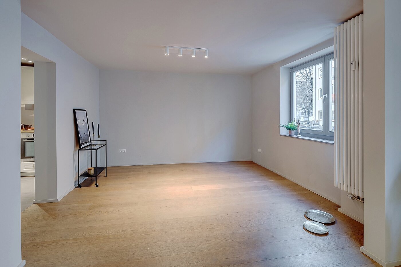 Rez-de-chaussée surélevé avec 2 pièces | München-Lehel | 2012ML1 | ...offen gestaltet und...