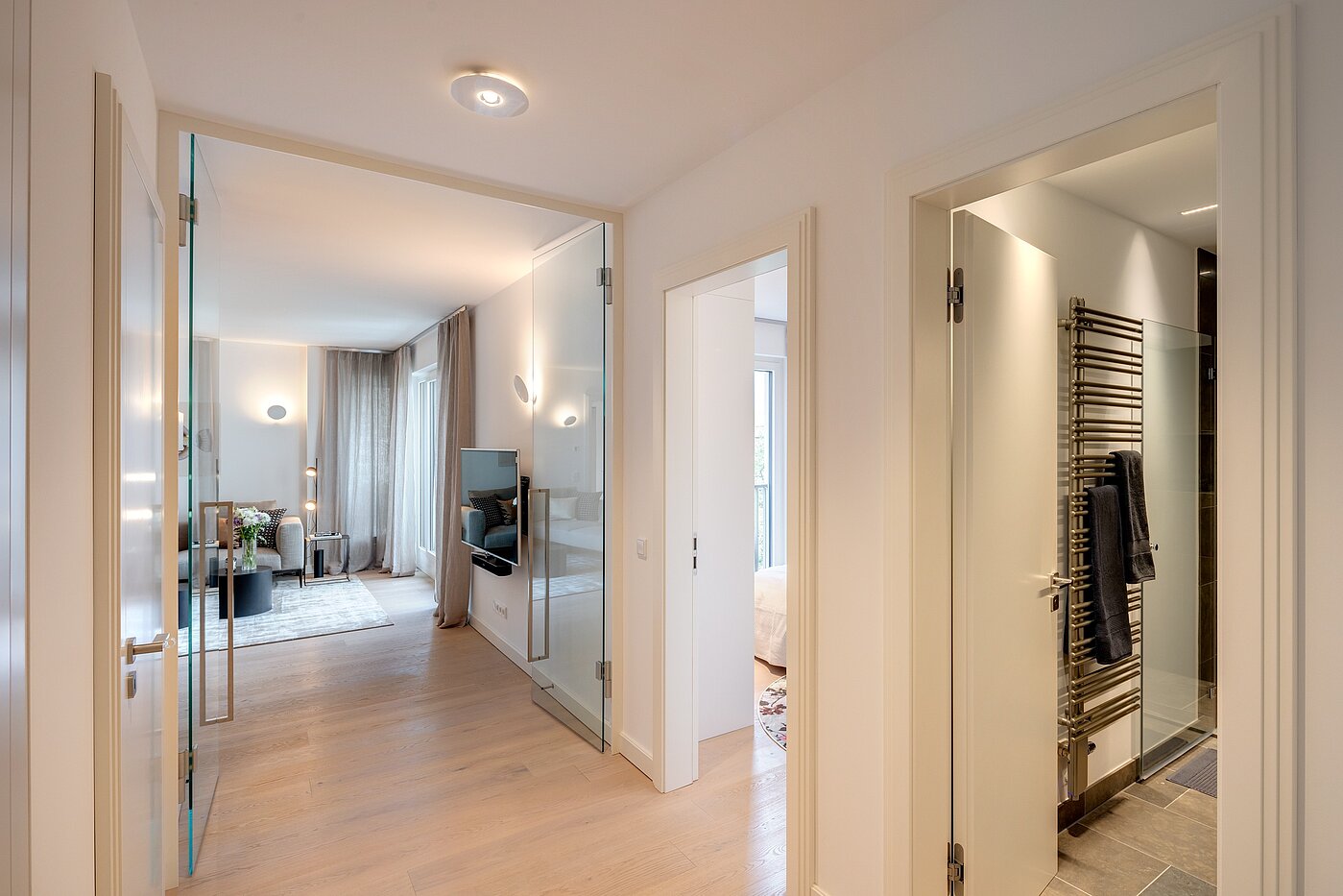 Appartement avec 3 pièces | 70046 | Blick vom Eingang kommend