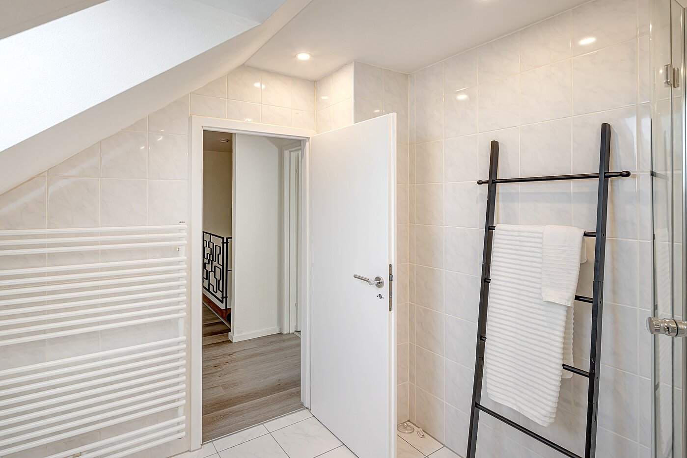 Maison mitoyenne avec 5 pièces | Unterschleißheim | 70187 | ...mit Handtuchheizkörper