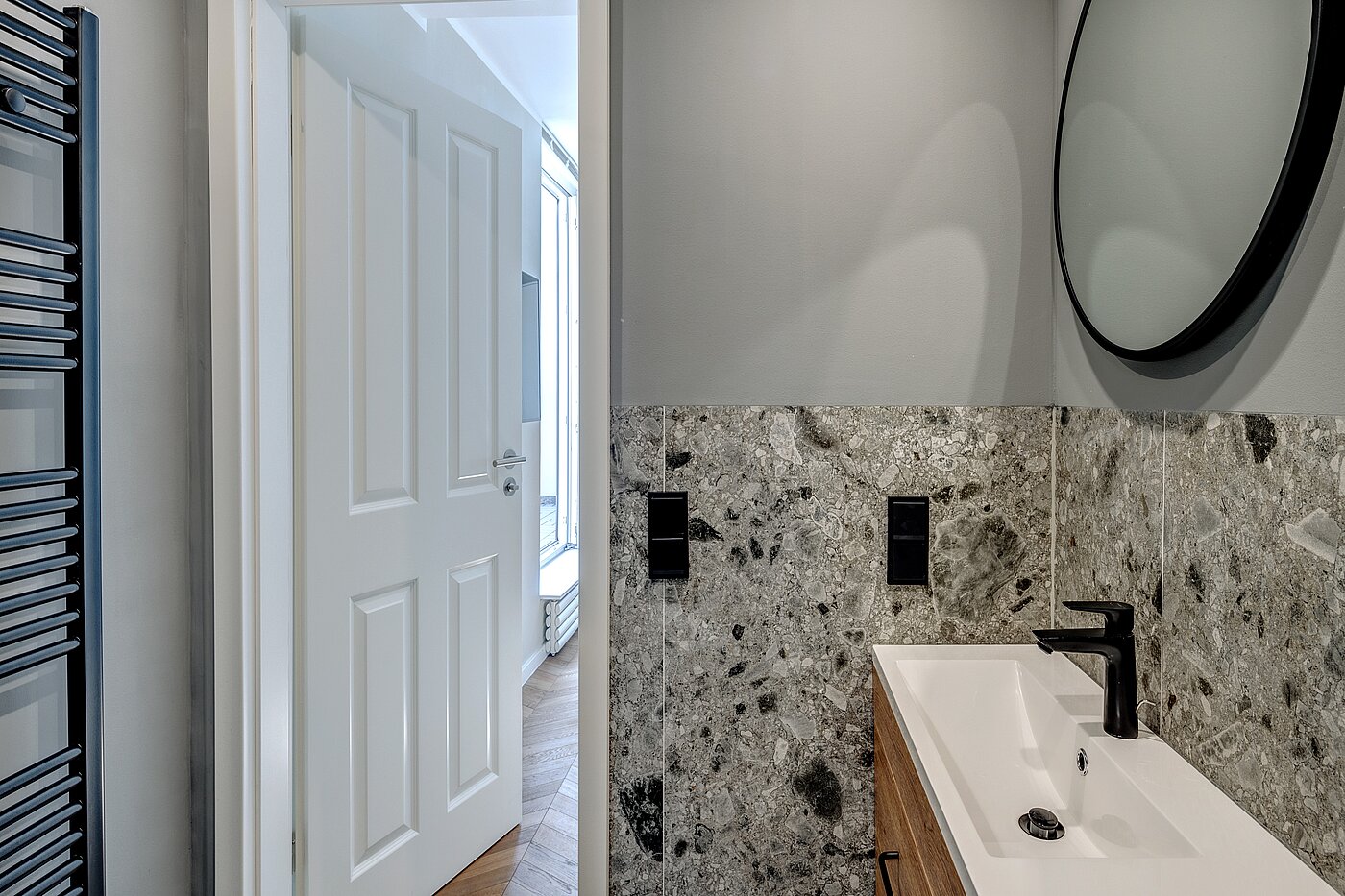 Apartment avec 1 pièce | München-Schwabing | 70376 | Graues Design