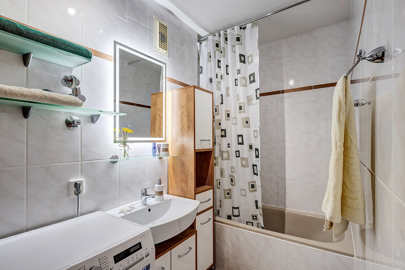 Appartement avec 1 pièce | München-Bogenhausen | 70070 | Badezimmer mit Wanne