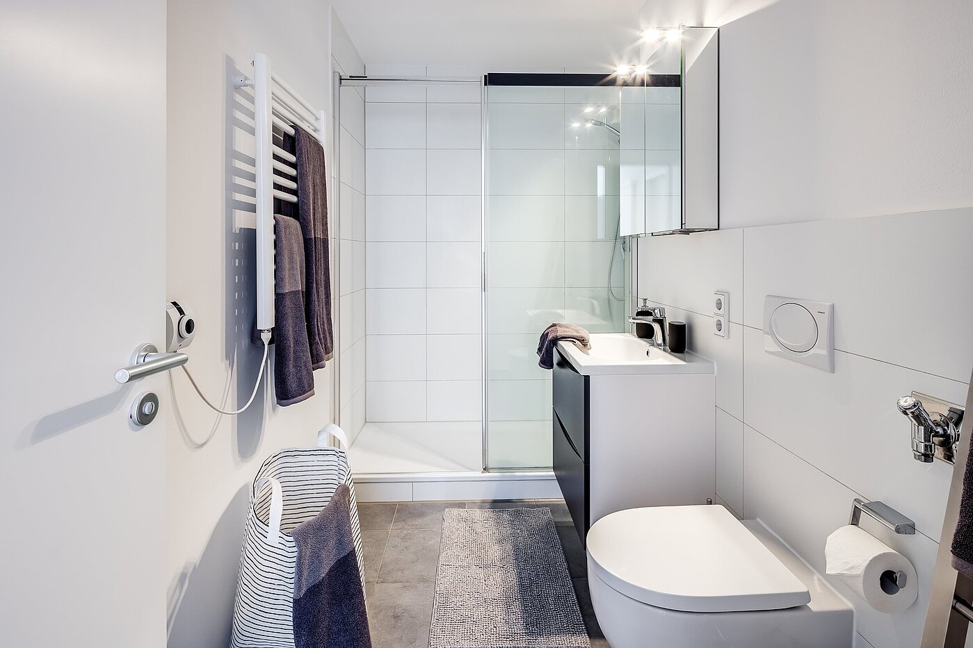 Appartement avec 2 pièces | München-Thalkirchen | 2107ML2 | ...mit Doppelduschkabine...