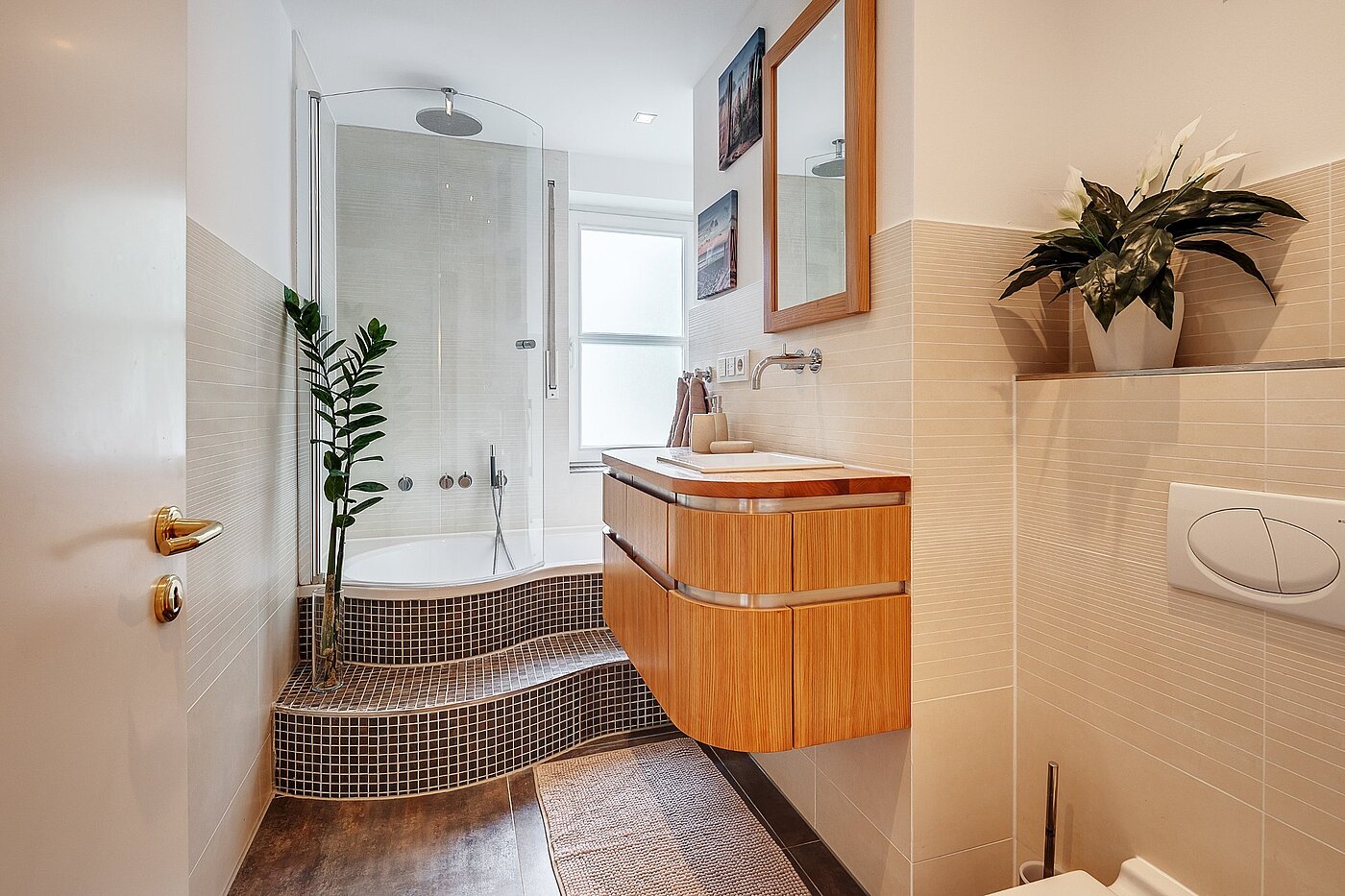 Appartement avec 3 pièces | München-Harlaching | 2108ML3 | Modernes Wohlfühl-Bad mit...