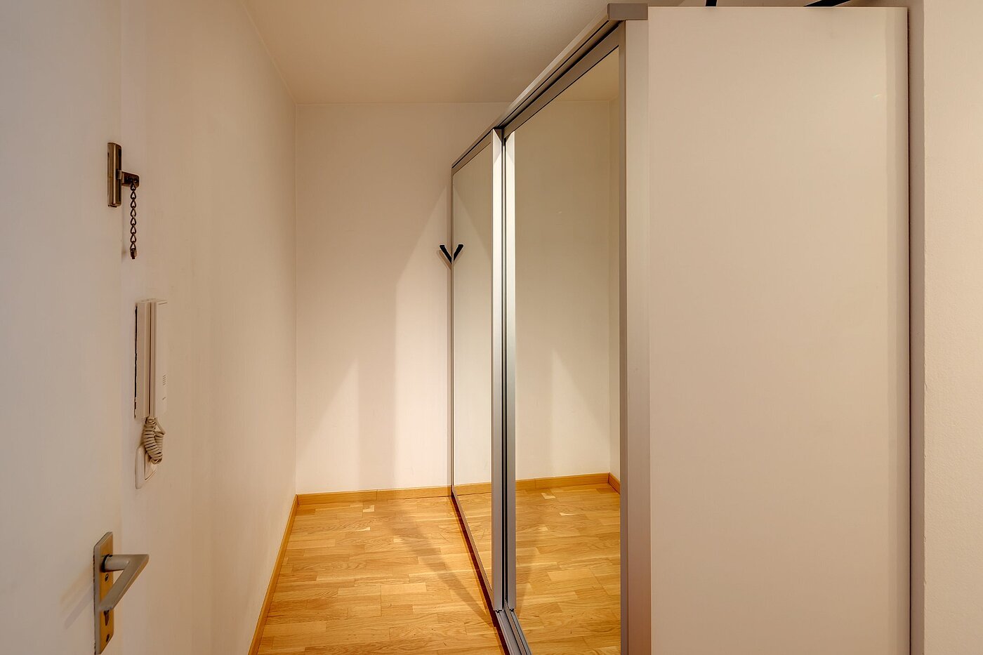 Appartement avec 1 pièce | München-Isarvorstadt | 2110ML3 | ...Einbauschrank