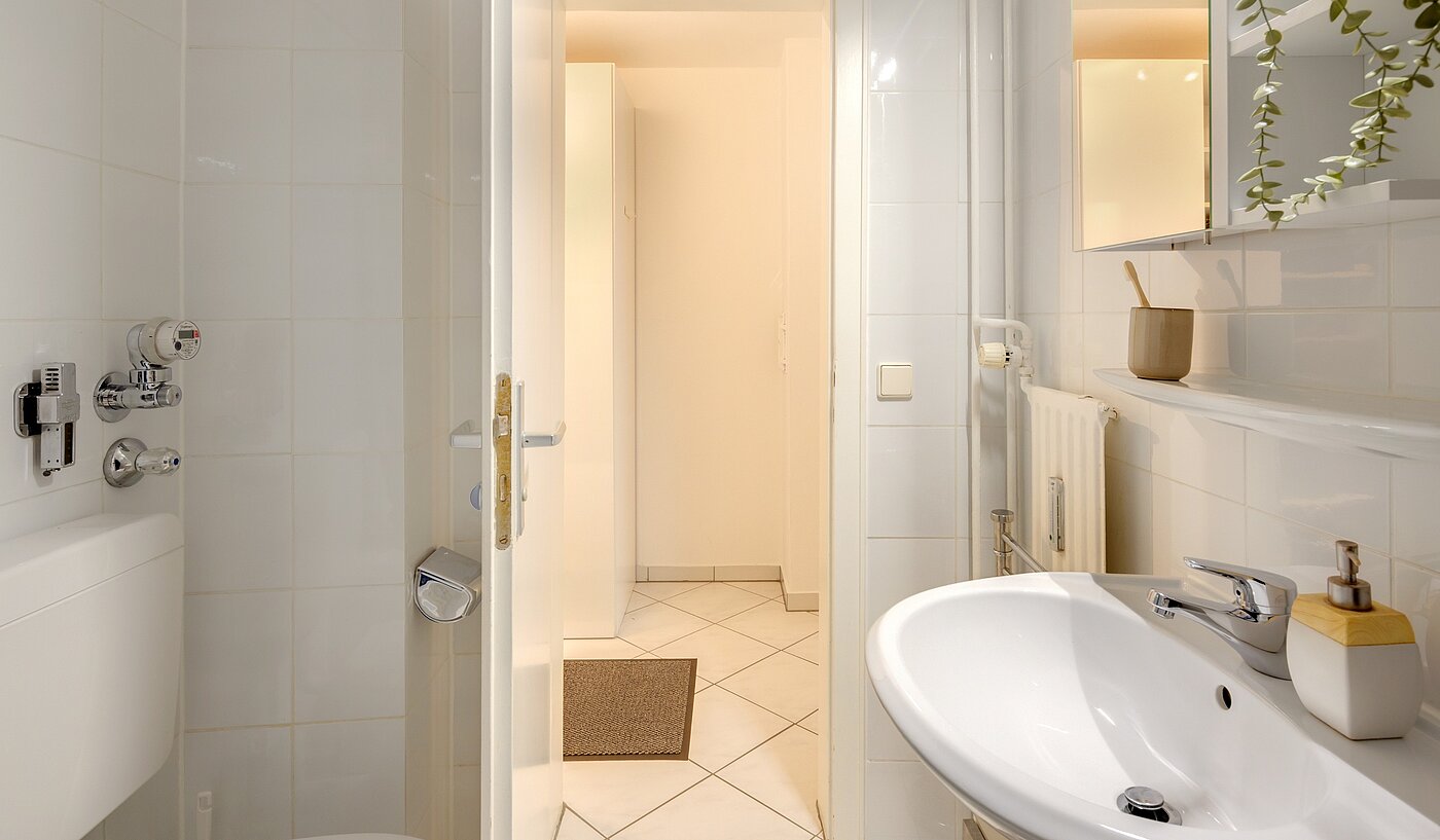 Apartment avec 1 pièce | München-Sendling-Westpark | 70395 | Bad mit...