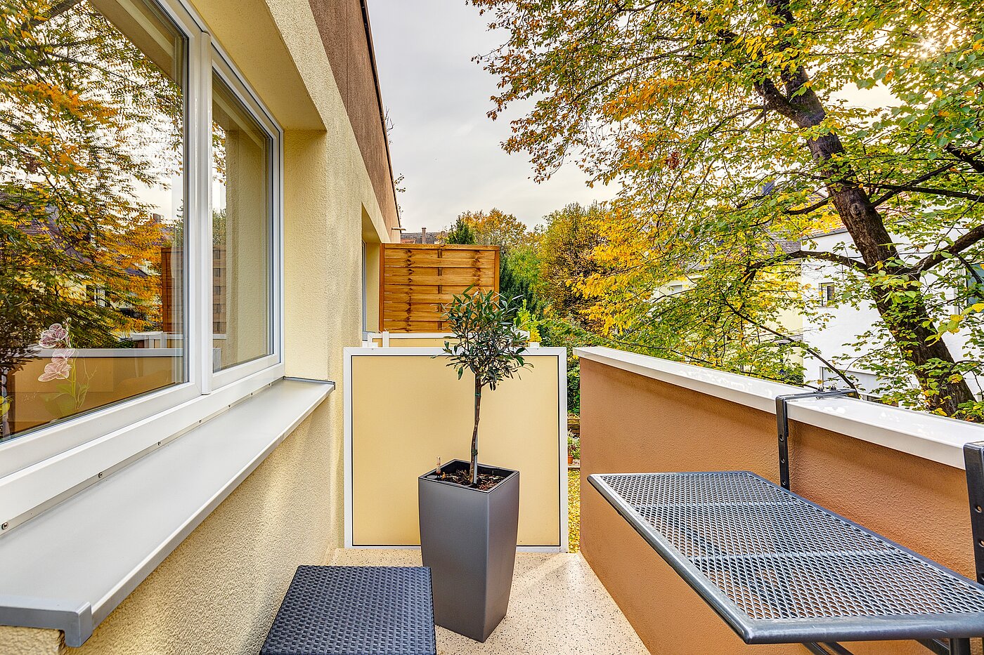 Apartment avec 1 pièce | 70478 | Sonniger Balkon