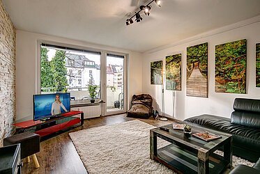Maxvorstadt : appartement ensoleillé de 2,5 pièces dans une cour intérieure calme