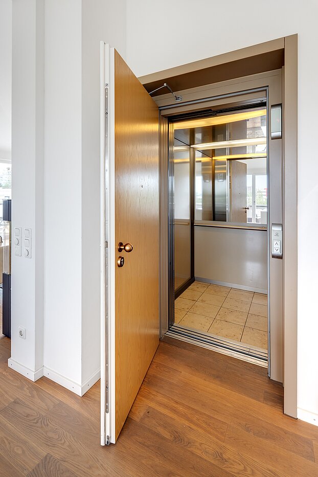 Penthouse avec 3.5 pièces | München-Oberföhring | 70237 | ...direktem Zugang zum Lift