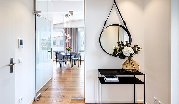 Appartement avec 2 pièces | 70134 | Ansprechendes Entrée