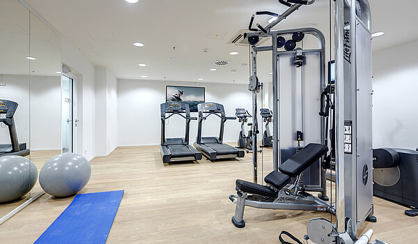 Apartment avec 1.5 pièces | München-Neuhausen | 703131 | Fitnessbereich
