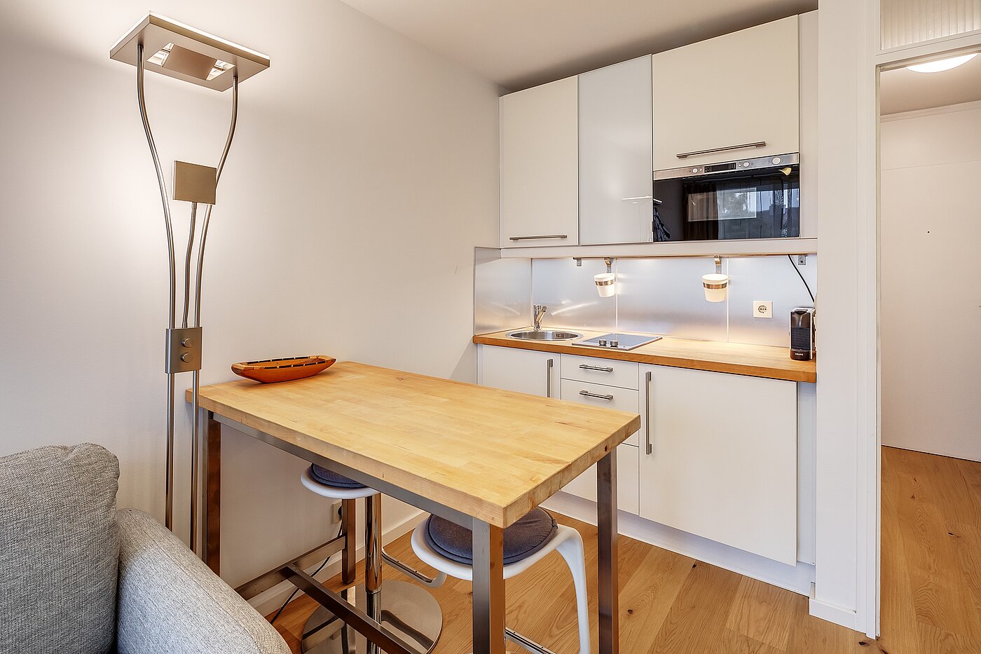 Appartement avec 1 pièce | München-Schwabing | 70475 | ...mit Theke