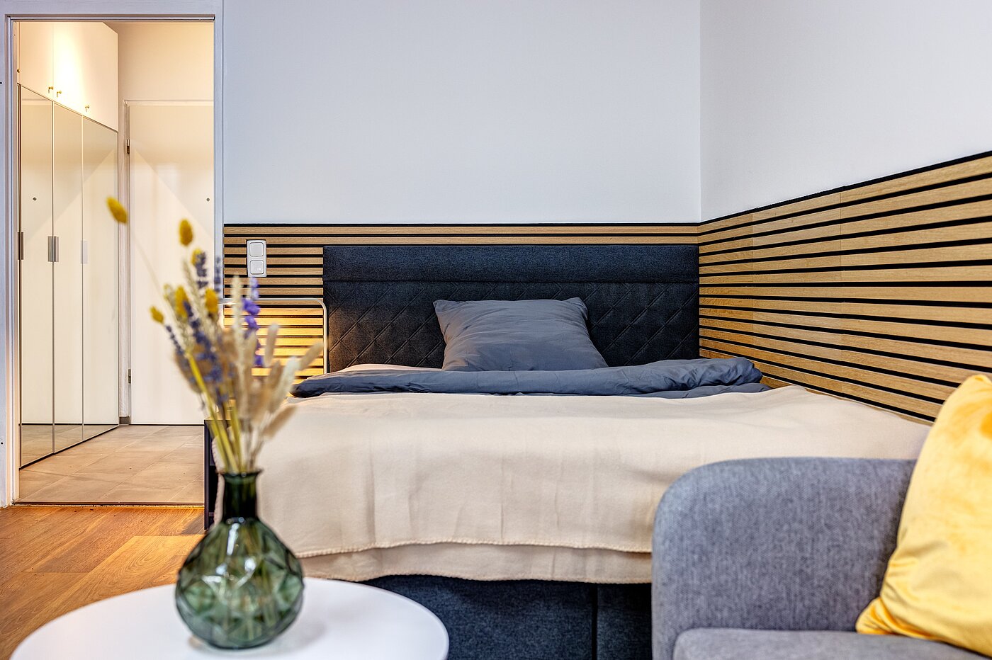 Apartment avec 1 pièce | München-Milbertshofen | 70183 | Gemütliches Bett