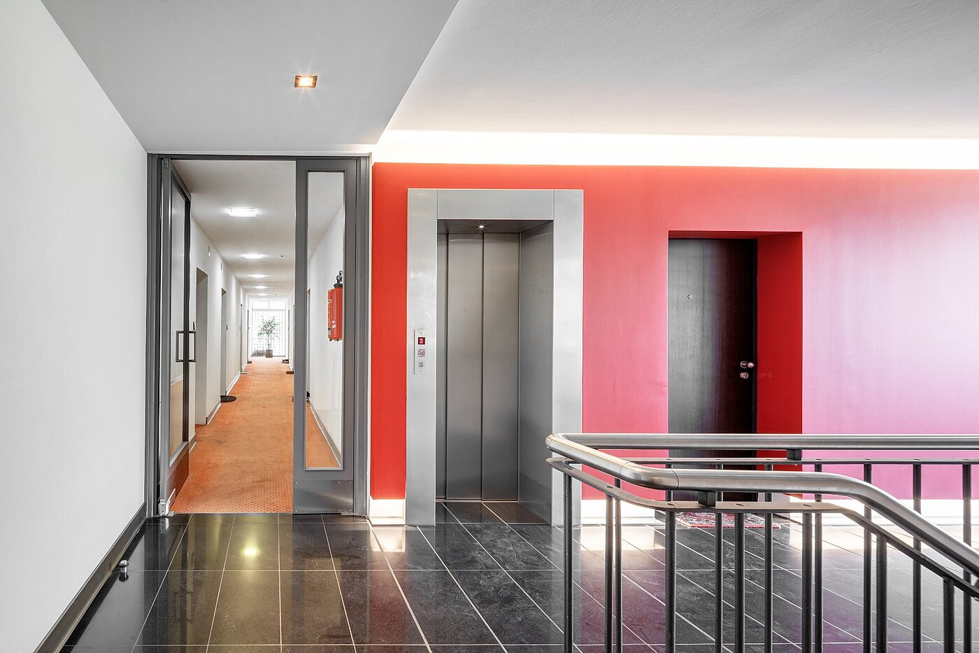 Appartement avec 2 pièces | München-Haidhausen | 2105ML6 | Treppenhaus mit Lift