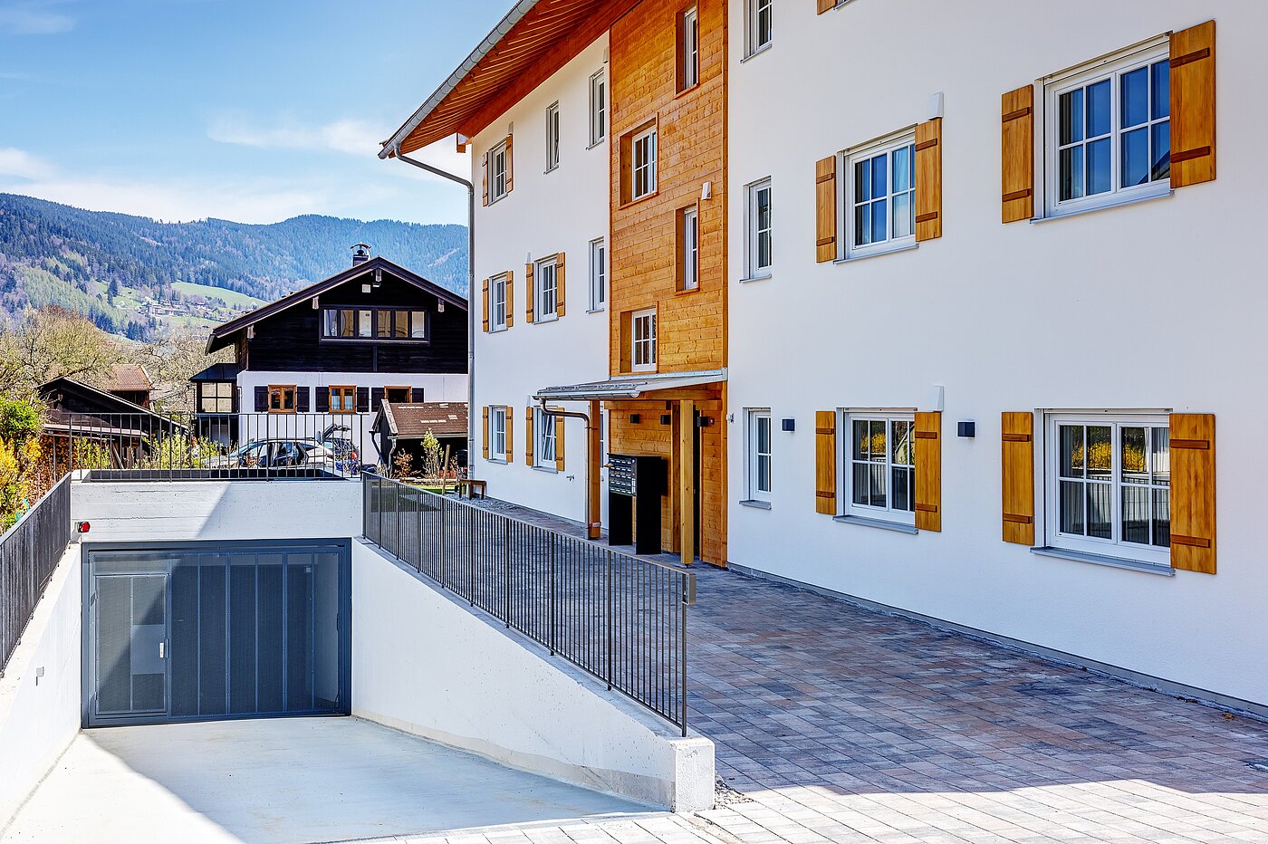 Appartement au rez-de-chaussée avec 2 pièces | Bad Wiessee | 700942 | Eingang und Zufahrt zur Tiefgarage