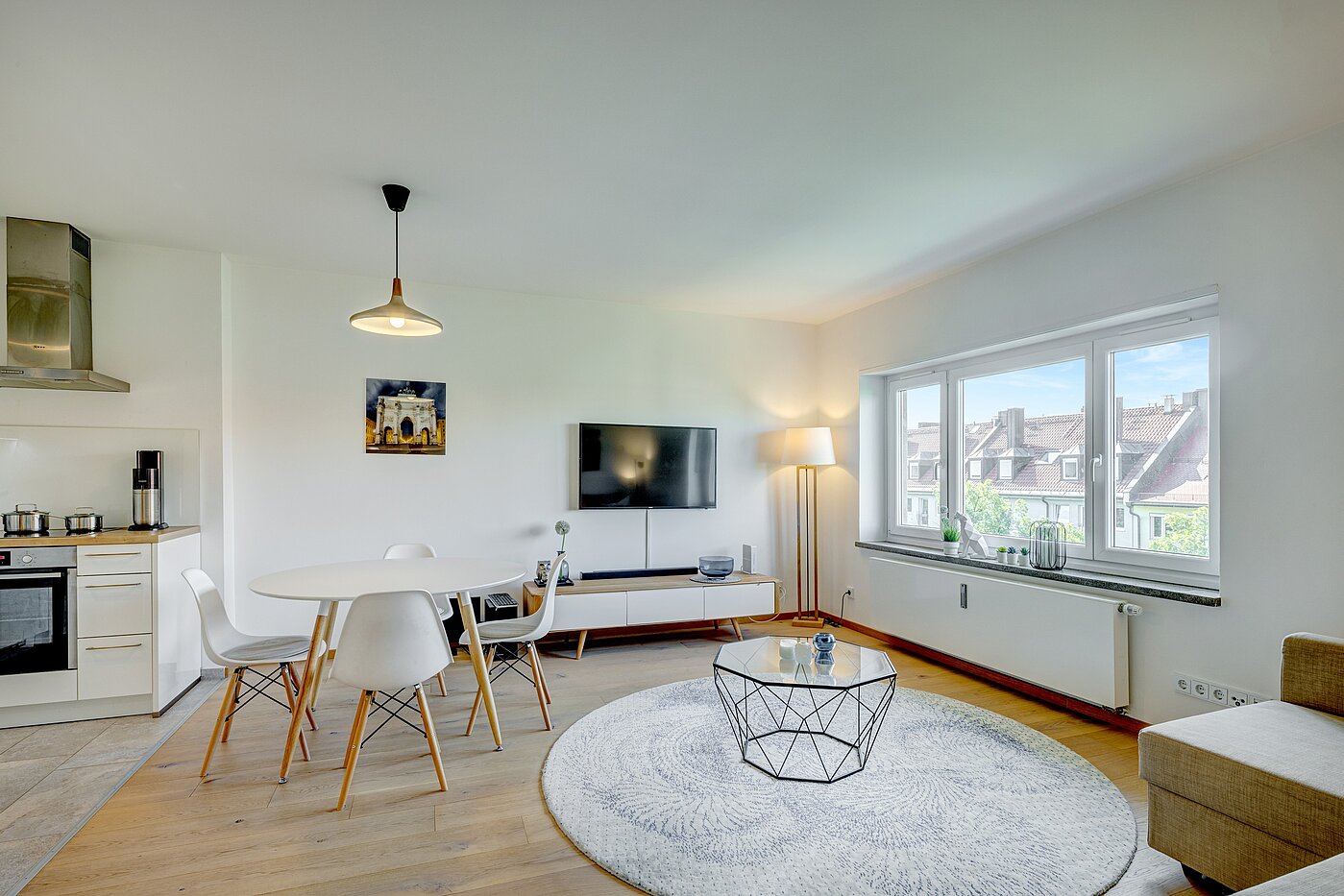 Apartment avec 1 pièce | München-Schwabing | 70198 | Gemütlicher Essbereich