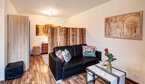 Appartement avec 1 pièce | Karlsfeld | 70460 | Wohn- und Schlafbereich