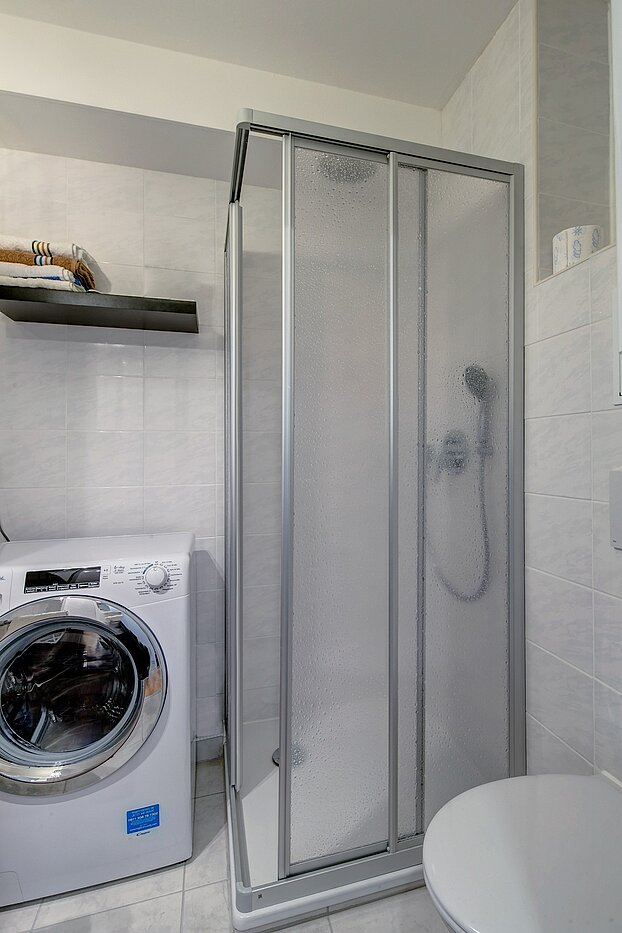 Appartement avec 1 pièce | München-Berg am Laim | 2301ML4 | ...mit Dusche und Waschmaschine