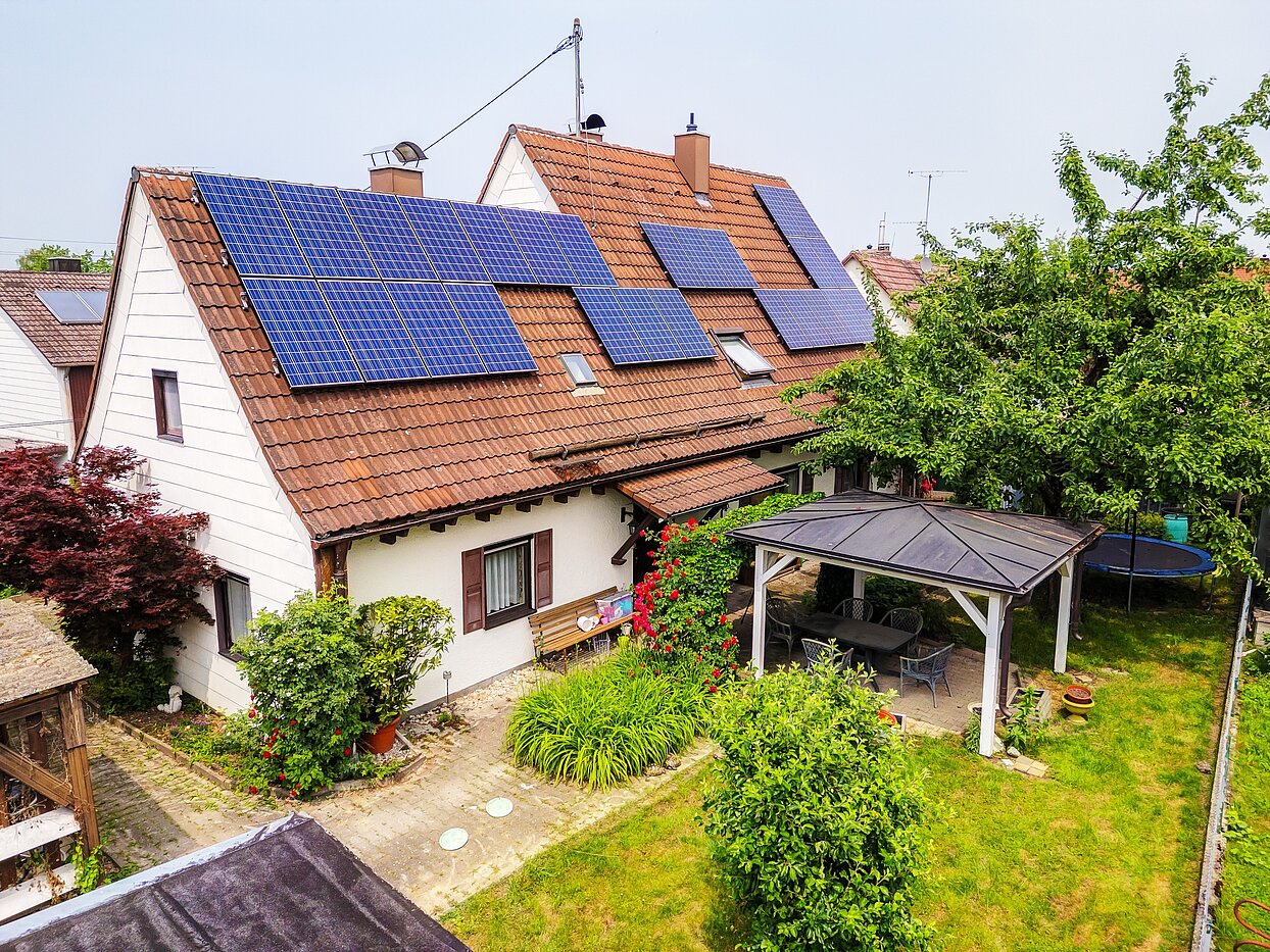 Maison individuelle avec 8 pièces | 70229 | Blick in den Garten