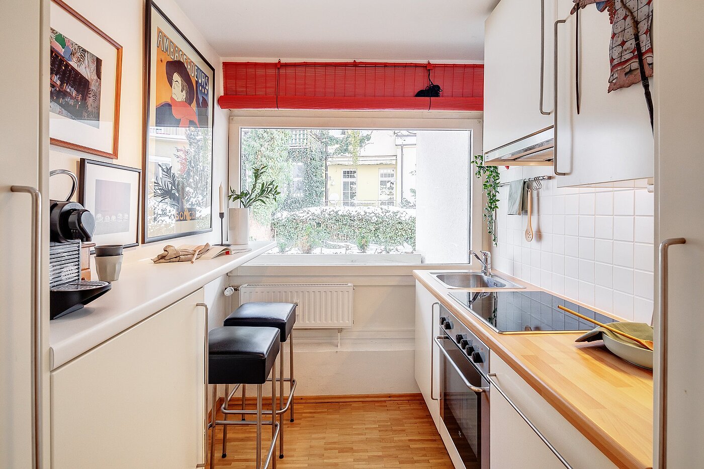 Appartement avec 2 pièces | München-Nymphenburg | 2101ML6 | ...Küche mit Süd/Ost Loggia...