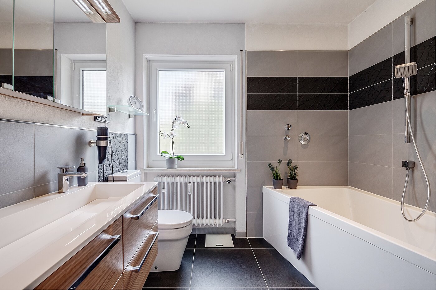 Appartement au dernier étage avec 3 pièces | Karlsfeld | 70217 | Modernes Tageslichtbad...