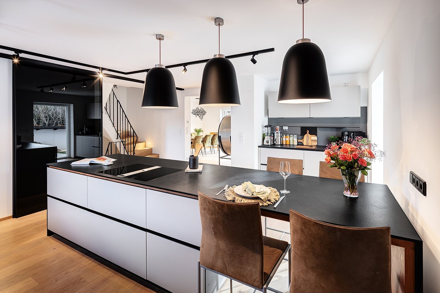 Maison d'angle mitoyenne avec 6 pièces | München-Trudering | 70191 | Hochwertige Einbauküche...