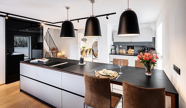 Maison d'angle mitoyenne avec 6 pièces | München-Trudering | 70191 | Hochwertige Einbauküche...