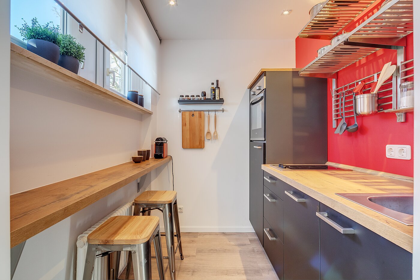 Appartement au rez-de-chaussée avec 2 pièces | München-Moosach | 70462 | Barhocker