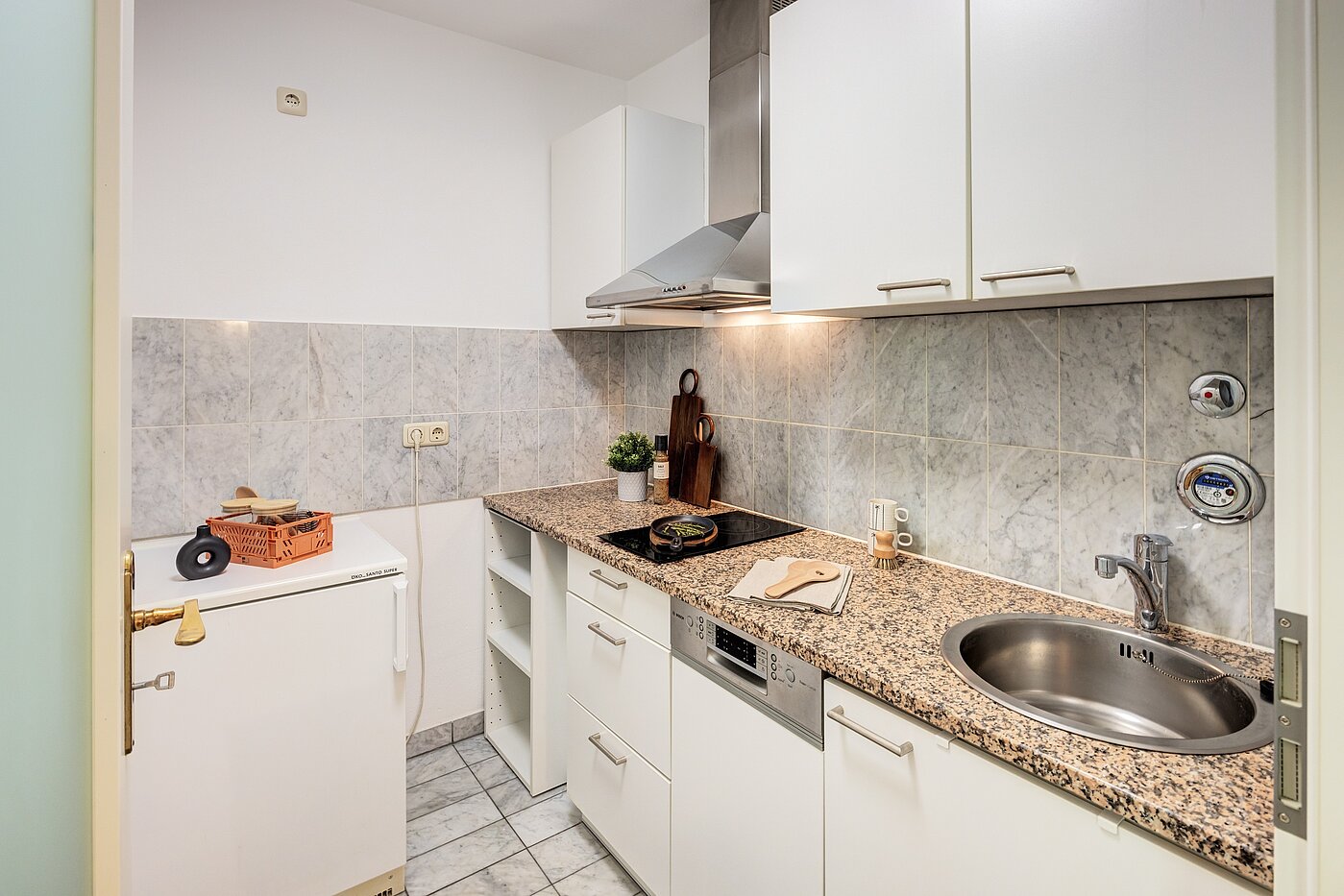 Appartement avec 1 pièce | München-Schwabing | 70249 | ...Küche mit...